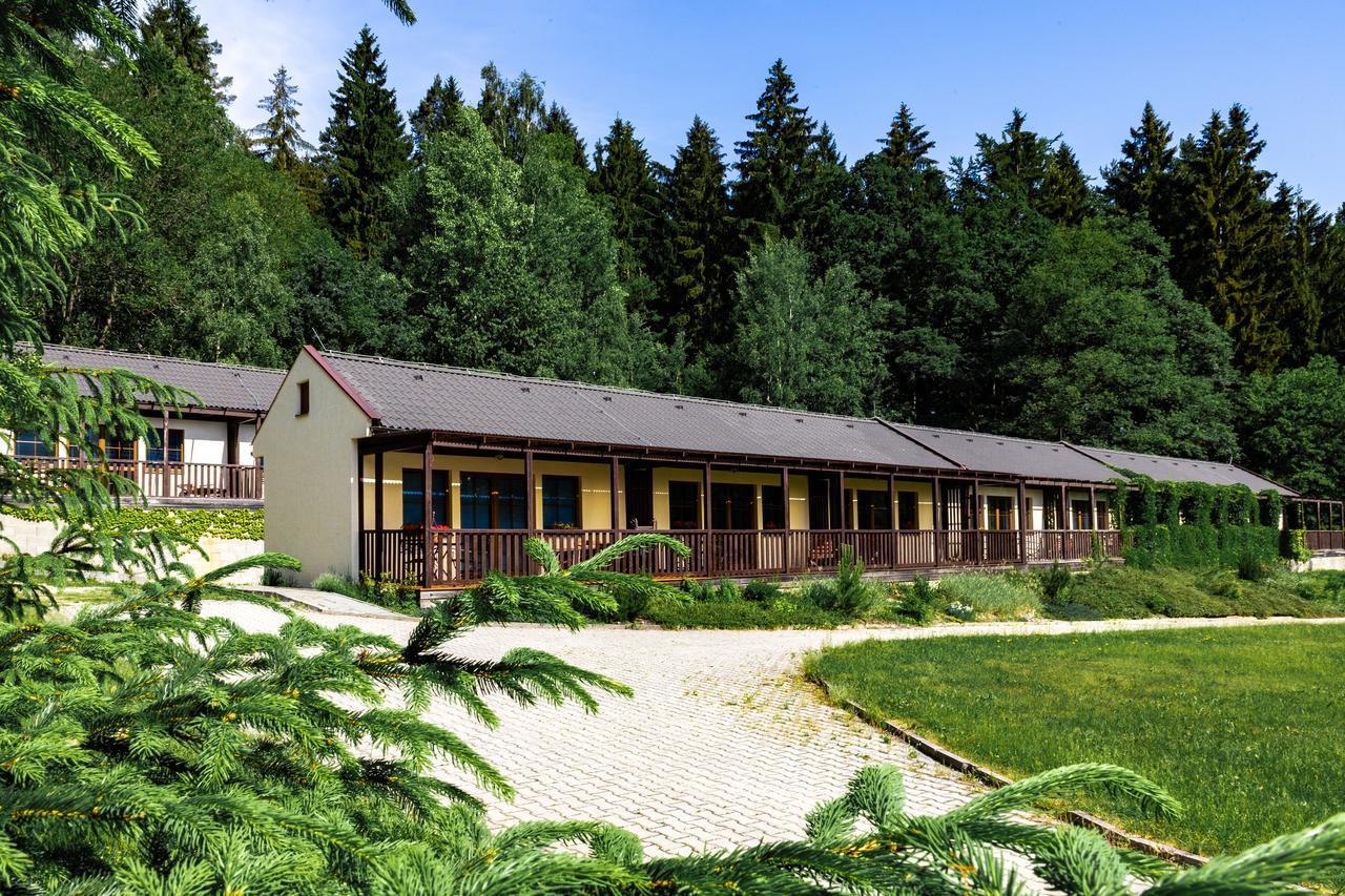 Resort Lesní Lázně Zvánovice Exterior foto